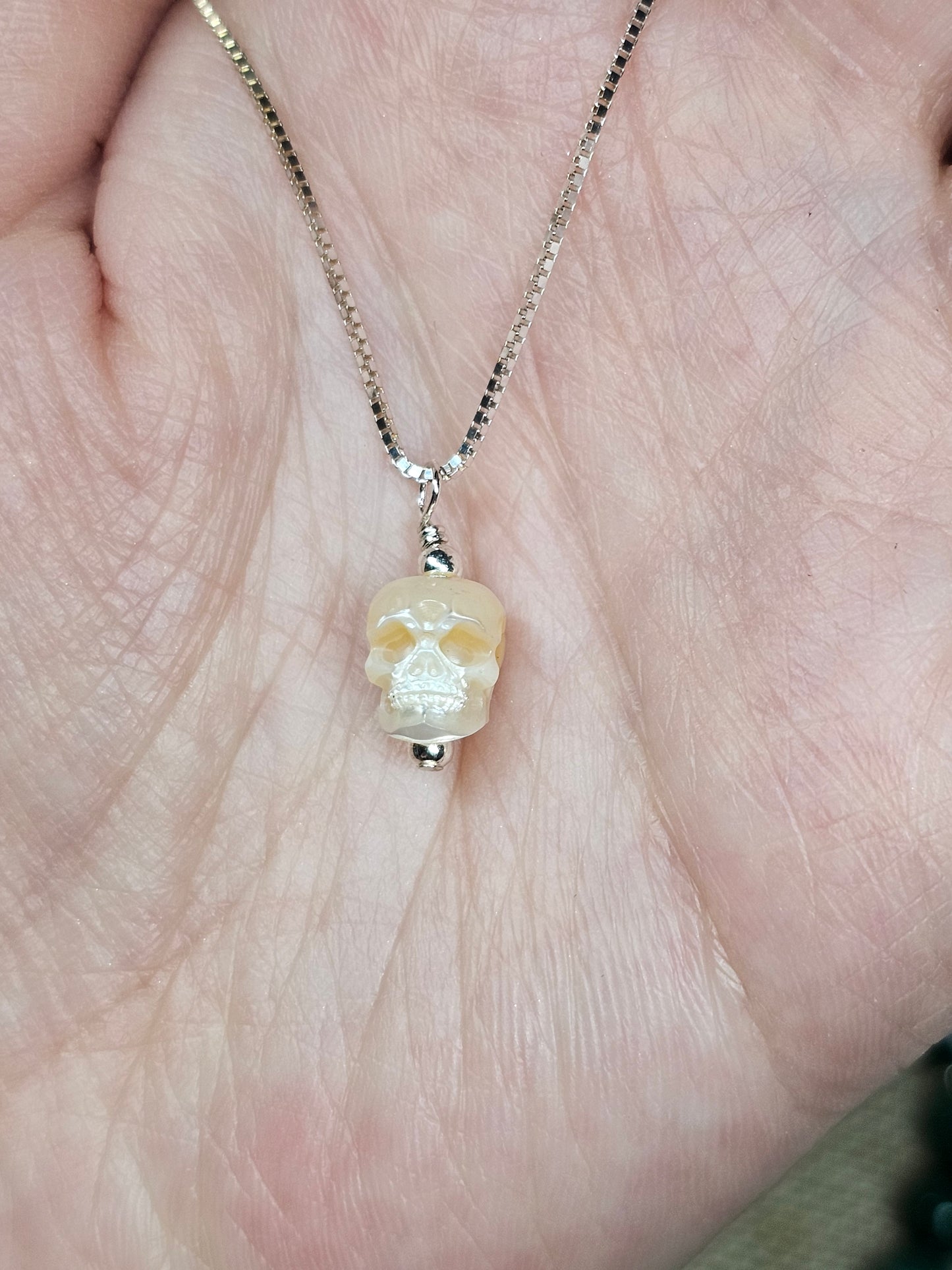 Skull mother of pearl
