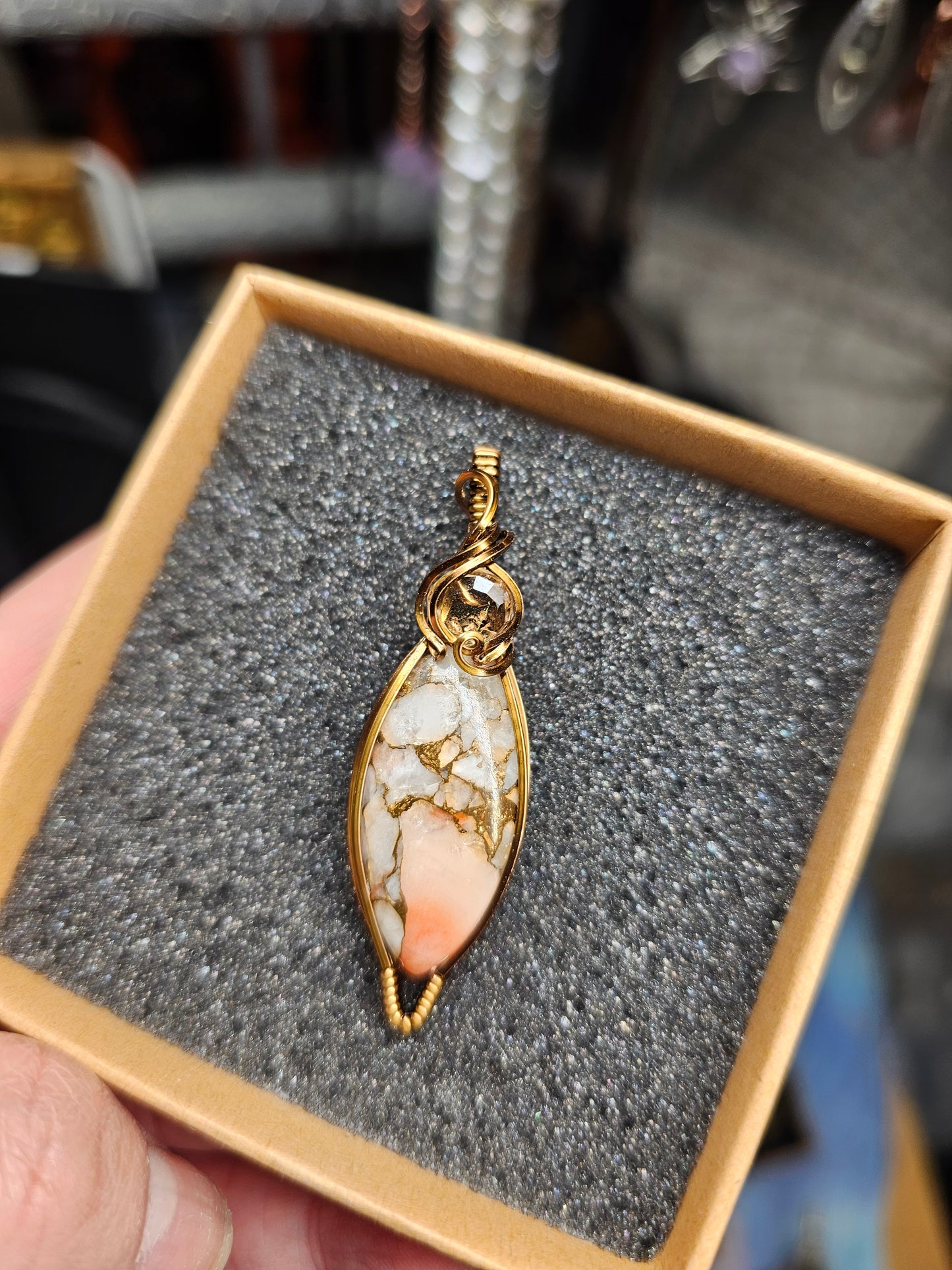 Spine oyster × Citrine