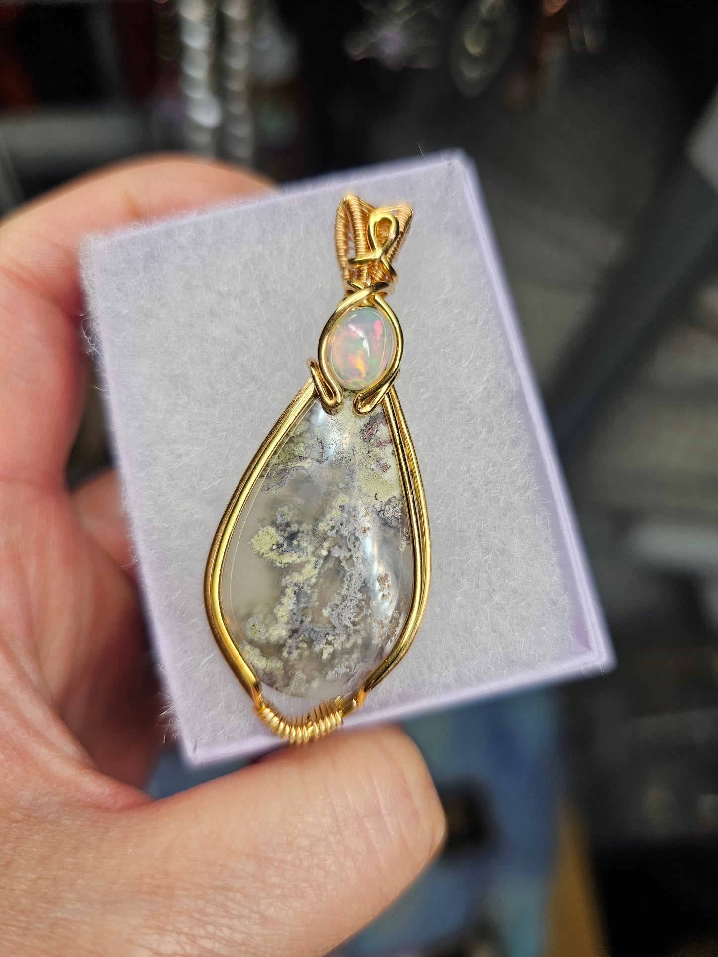 Purple moss agate × Welo opal