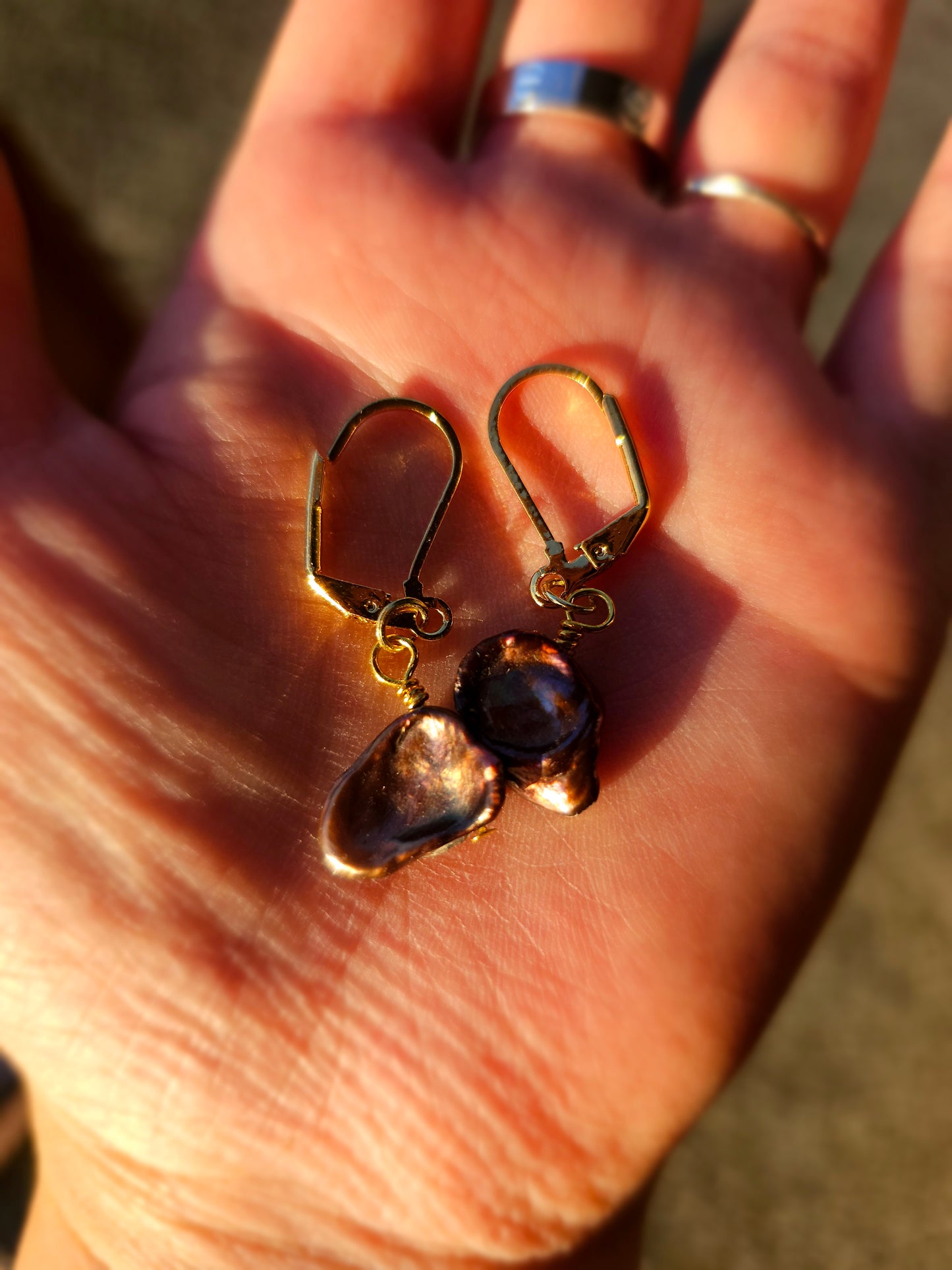 Mother of pearl 14k earrings