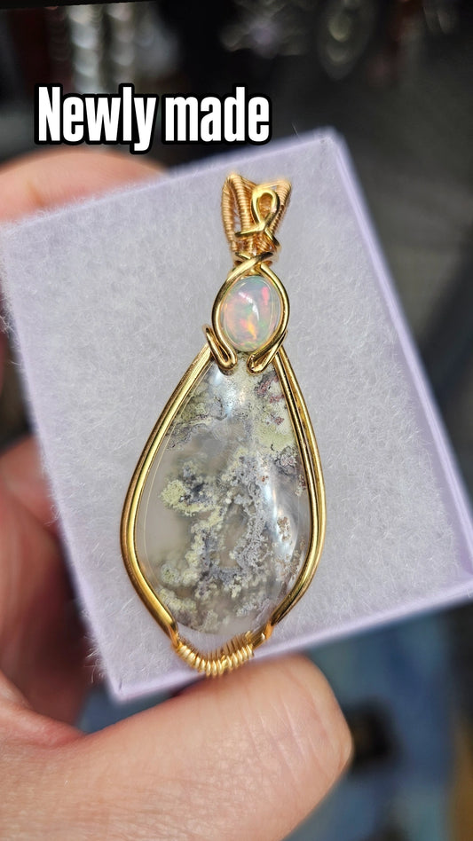 Purple moss agate × Welo opal