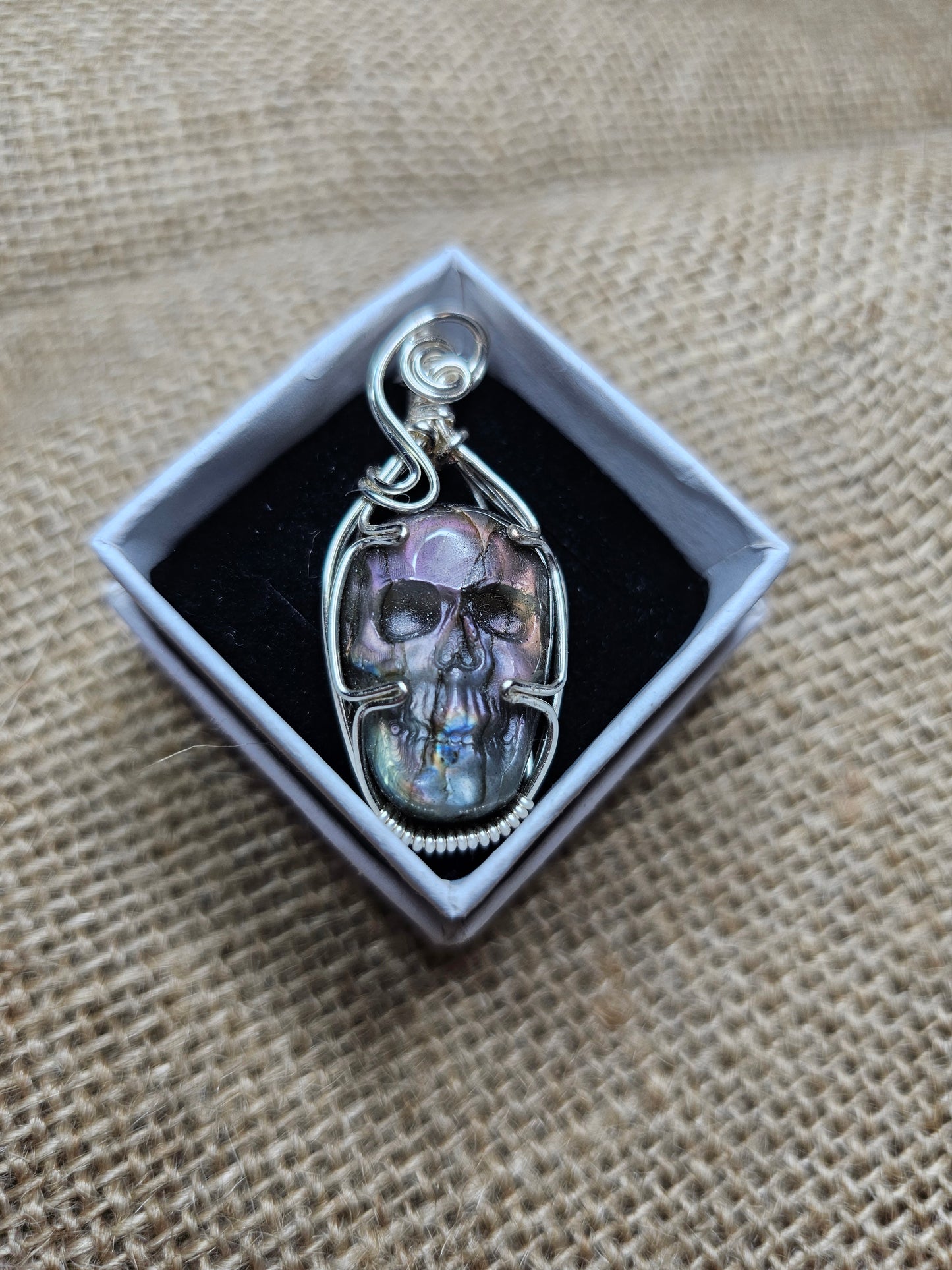 Labradorite skull